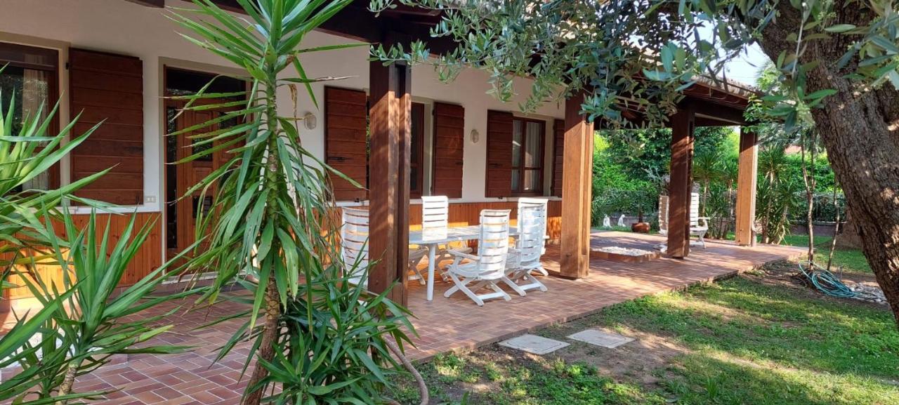 Elisa Holidays Puegnago Exterior foto
