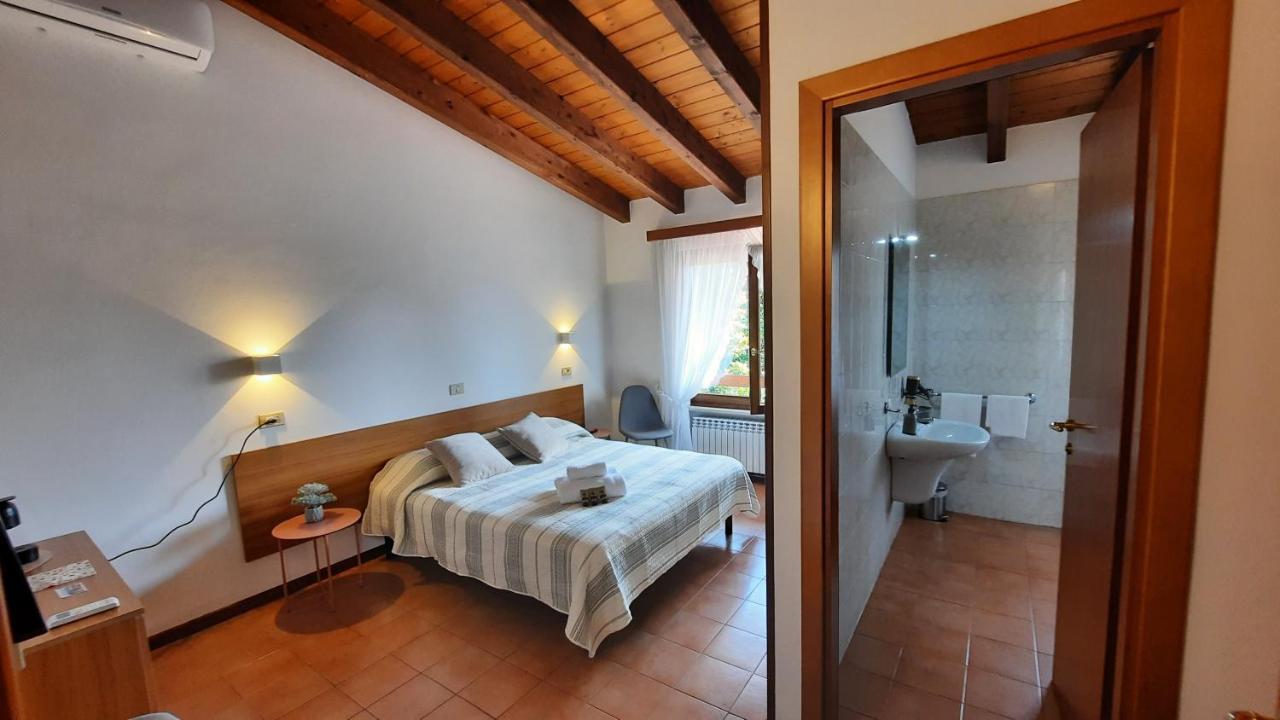 Elisa Holidays Puegnago Exterior foto