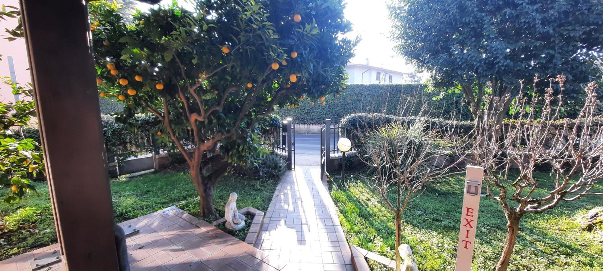 Elisa Holidays Puegnago Exterior foto